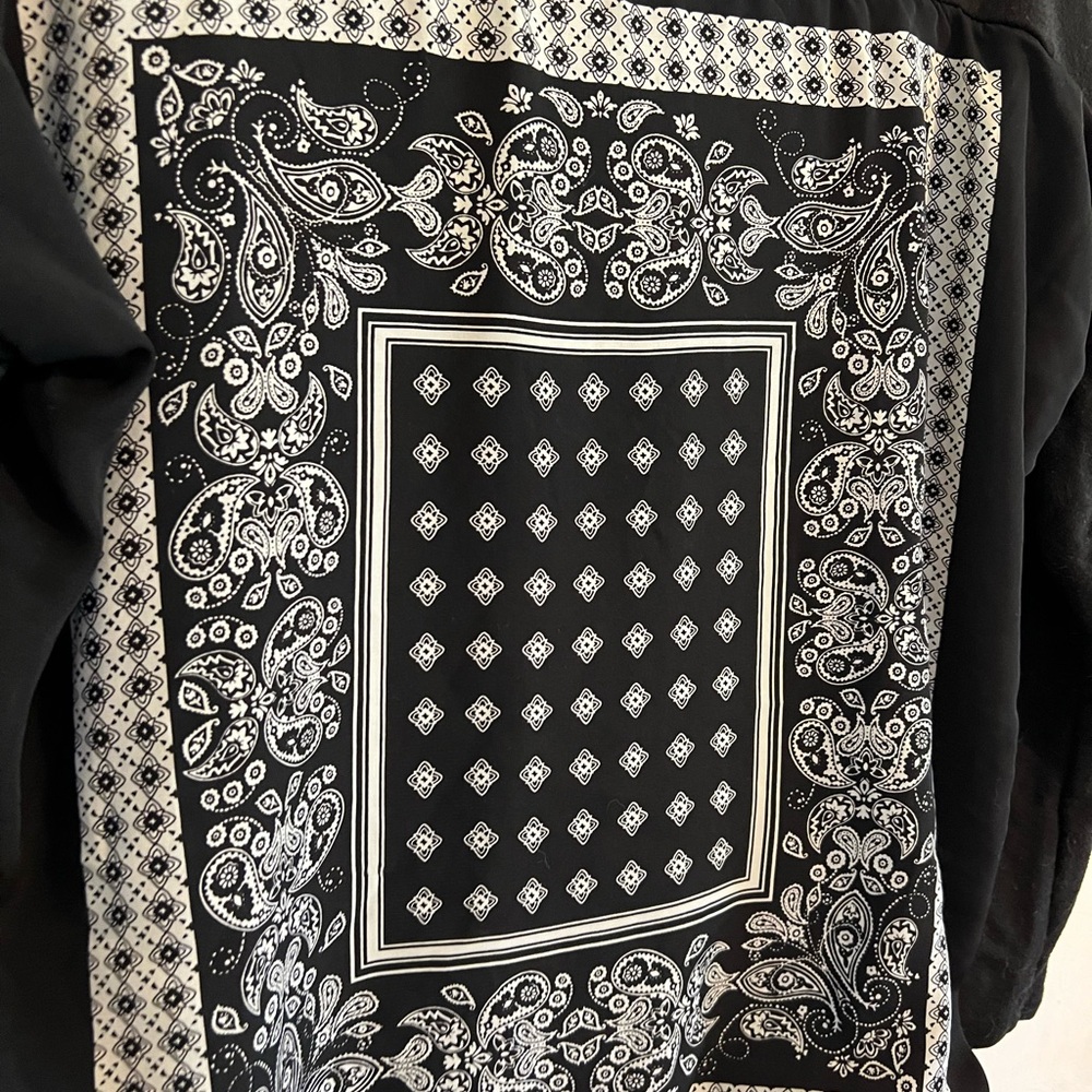 Bandana Sweater - Picture 2 of 5